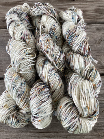 2402-29 Crystal DK